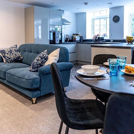沃克索普Stylish & Contemporary 2-Bed Townhouse - Parking - Wi-Fi - Netflix公寓 外观 照片