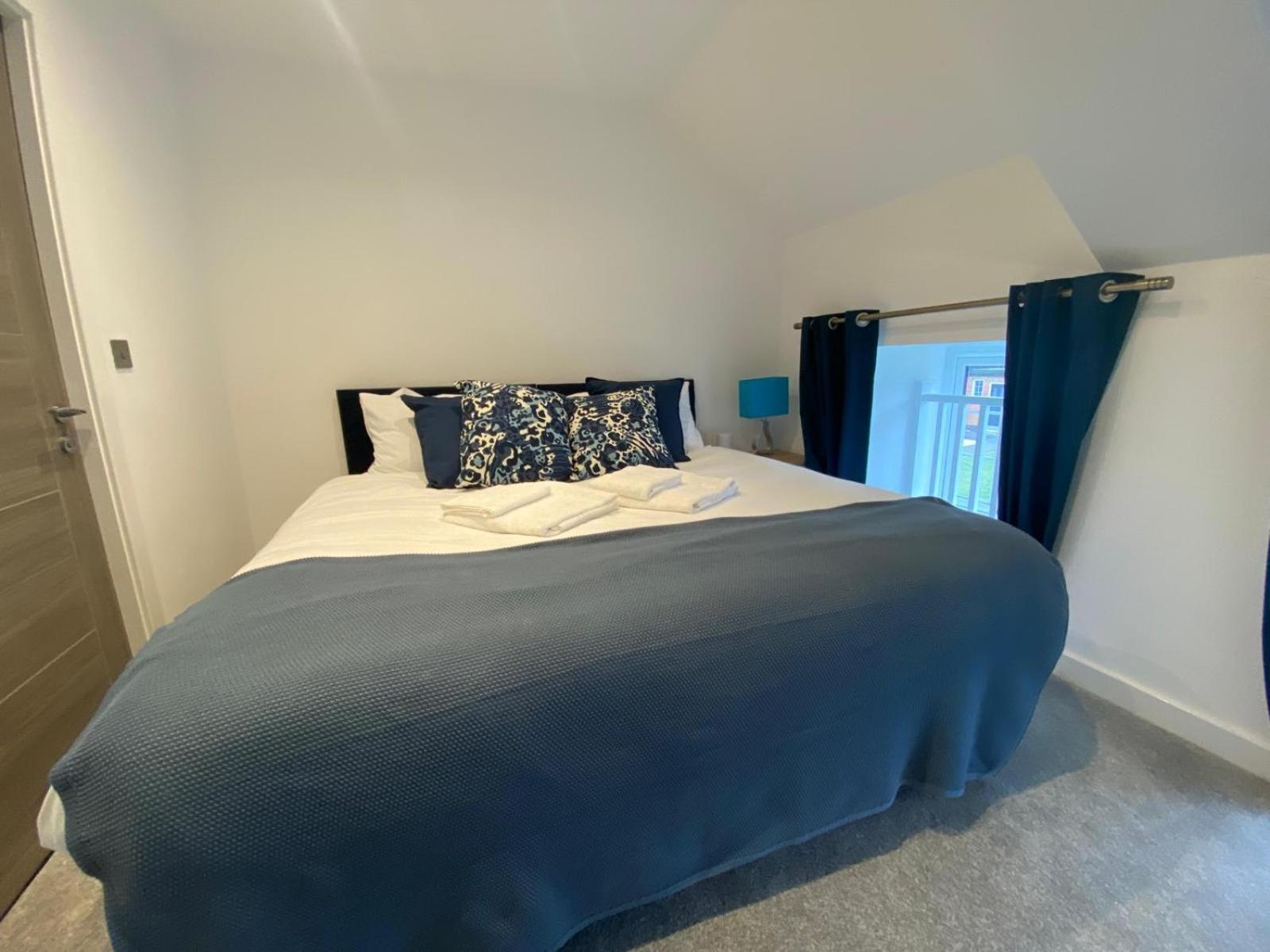 沃克索普Stylish & Contemporary 2-Bed Townhouse - Parking - Wi-Fi - Netflix公寓 外观 照片