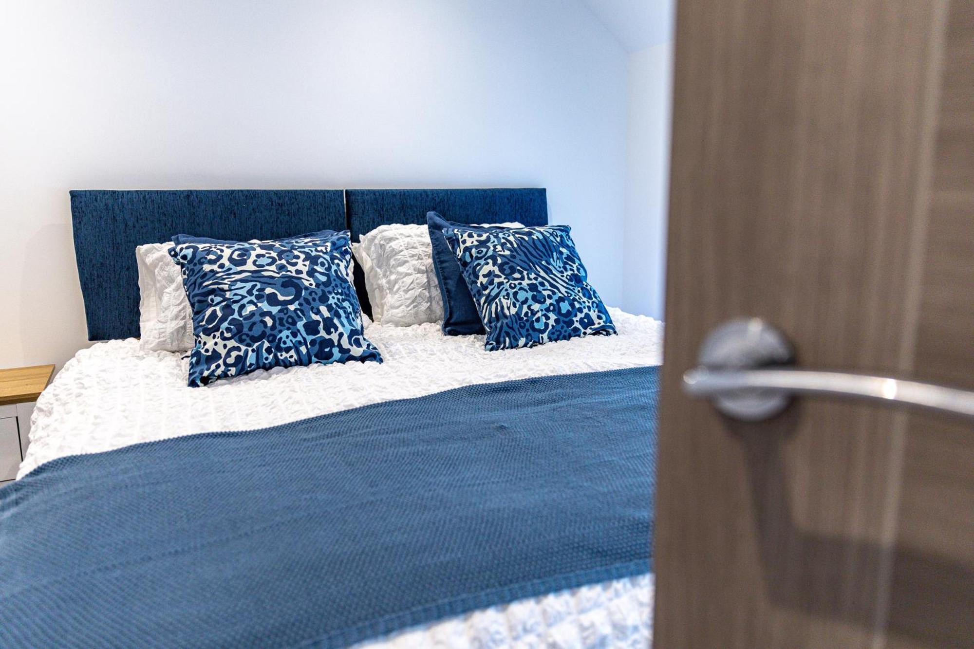 沃克索普Stylish & Contemporary 2-Bed Townhouse - Parking - Wi-Fi - Netflix公寓 外观 照片